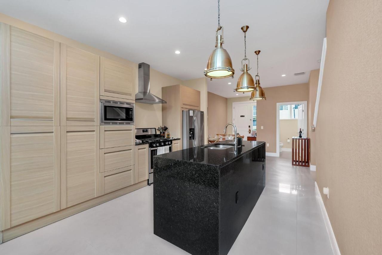 אורלנדו Luxury Villa Less Than A Mile From Disneyworld -Bonus Elevator- מראה חיצוני תמונה