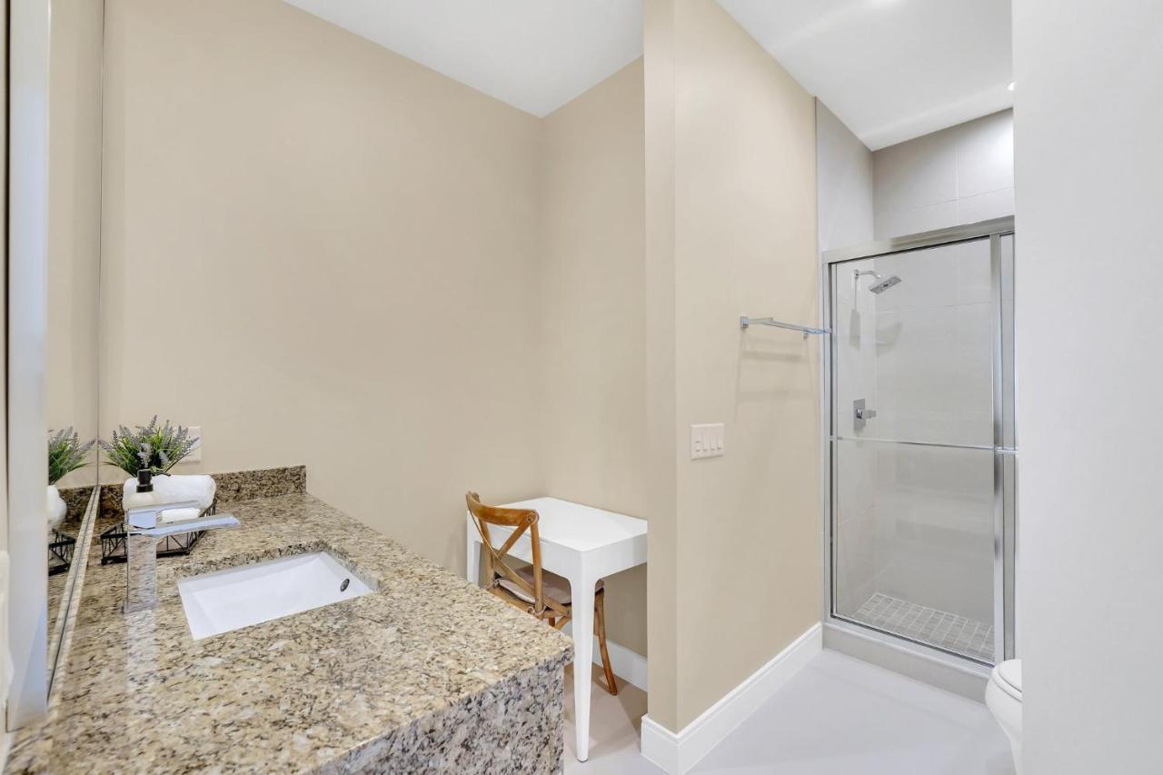 אורלנדו Luxury Villa Less Than A Mile From Disneyworld -Bonus Elevator- מראה חיצוני תמונה